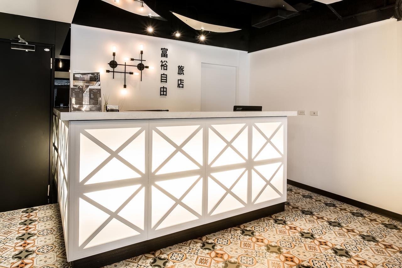 Rf Hotel  Linsen Tajpej Zewnętrze zdjęcie